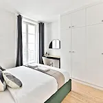Magnifique Quartier Bon Marche Apartman *